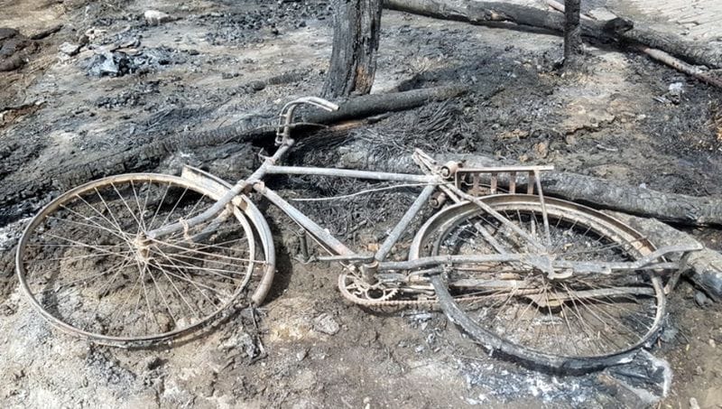 हवा की रफ्तार के साथ दौड़ी लपटें, आंखों के सामने हुई तबाही