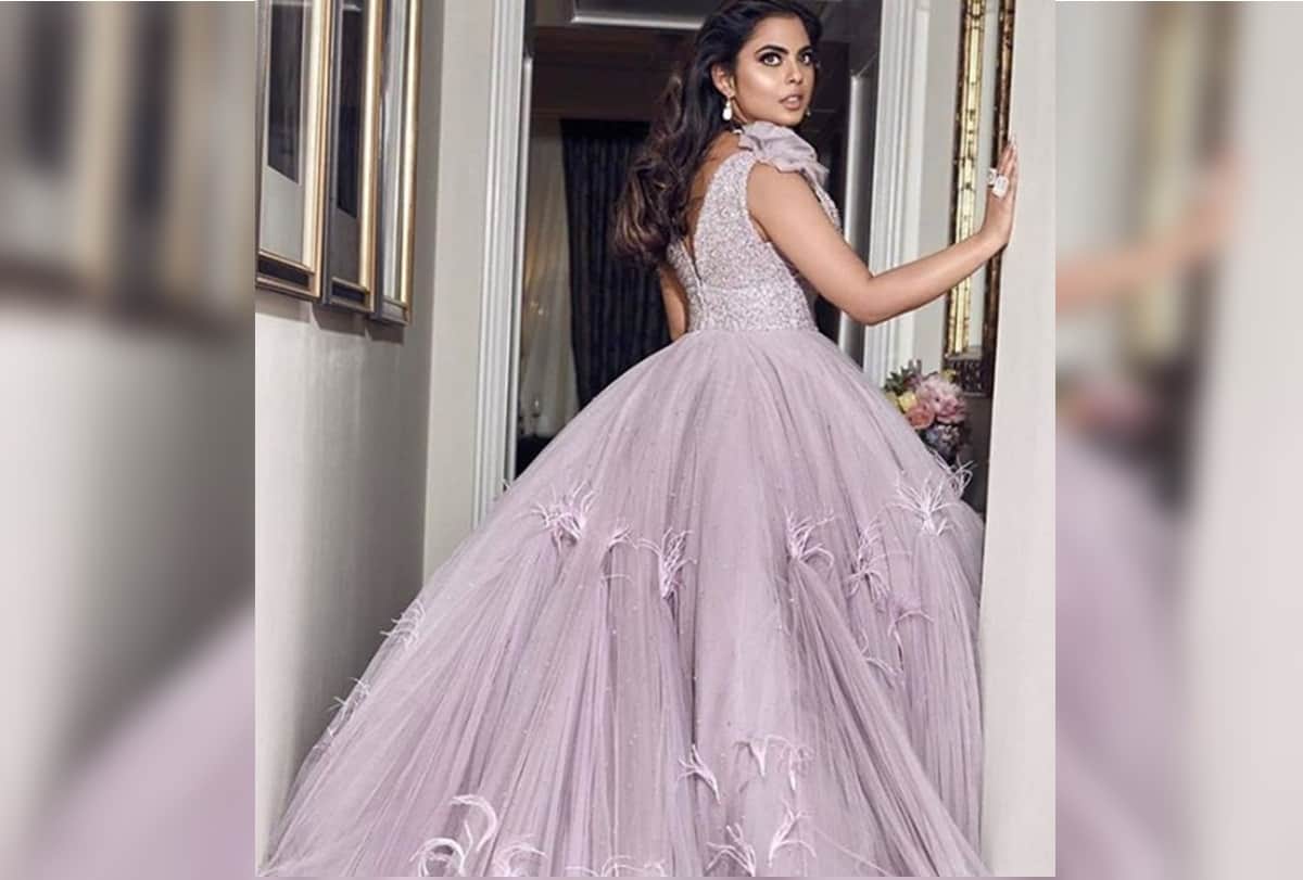 isha Ambani looks like a princess as she makes her debut at the MET Gala 2019