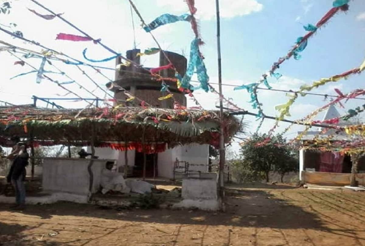 Unique Temple where people offers slippers and sandals to Maa Durga