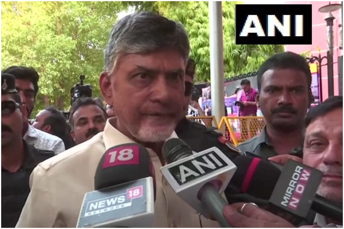 lok Sabha Chunav 2019: Opposition leaders meet EC over VVPAT issue