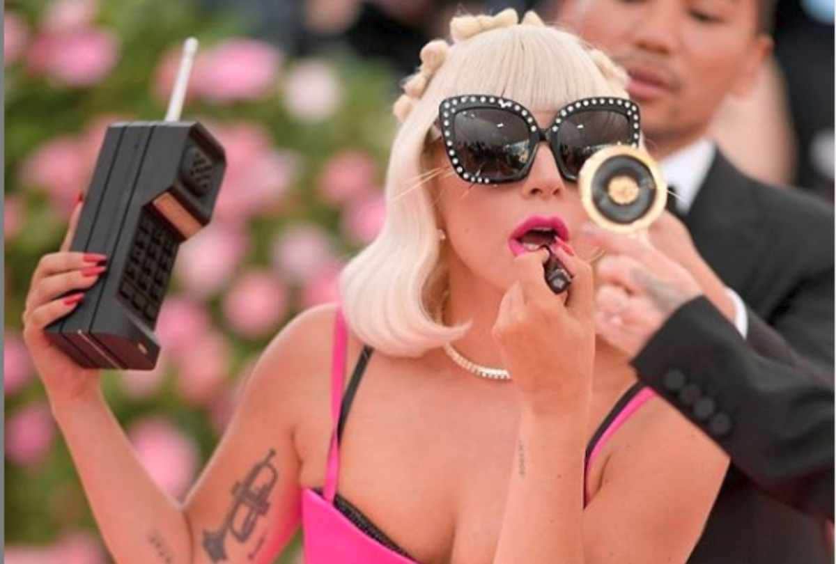 Lady Gaga Quit Smoking Completely Says will Never Smoke in Future