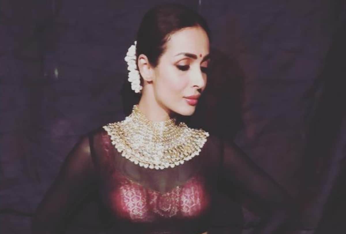 malaika arora impressed with desi look in kochi