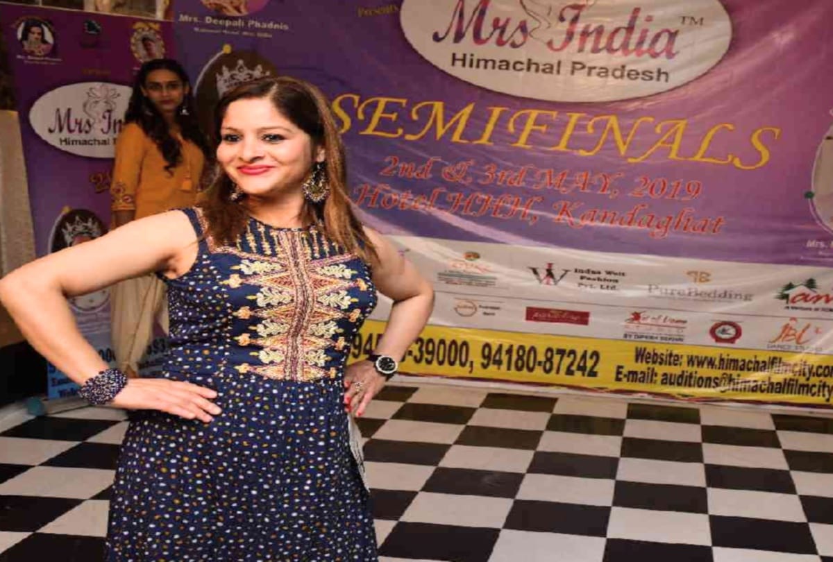 solan Manju in Mrs India Himachal's grand finale