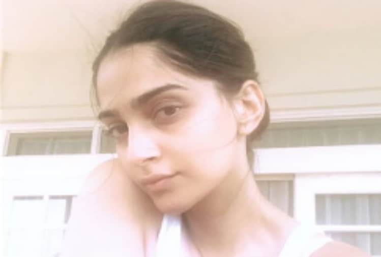 sonam kapoor first time share picture with no makeup look