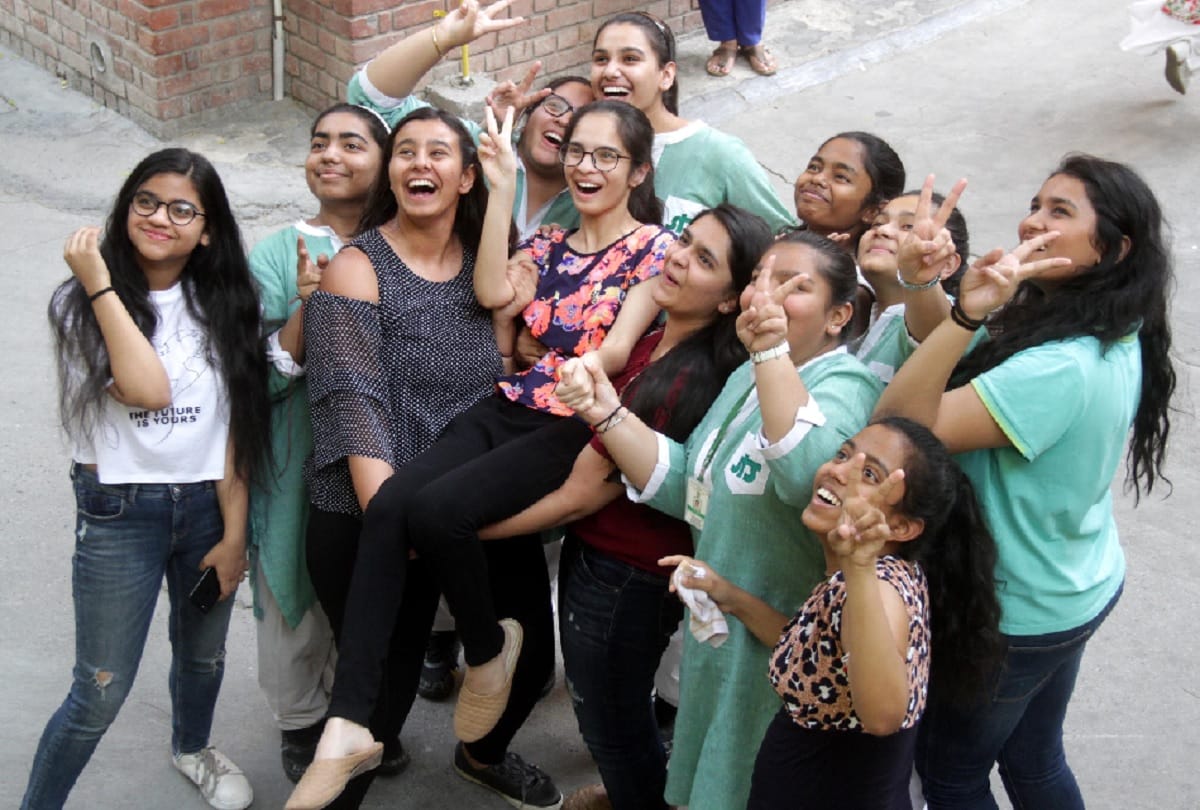 cbse 10th result delhi toppers share success stories and telling about their goals