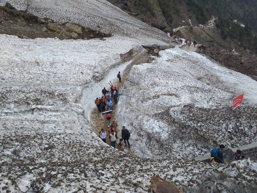 Heavy Rush of pilgrims reached kedarnath dham only in 45 days broke record