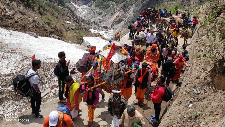Baba Kedar Doli reacheed kedarnath dham before Door open for char dham yatra 2019