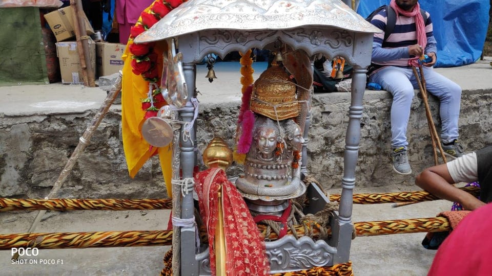 Baba Kedar Doli reacheed kedarnath dham before Door open for char dham yatra 2019