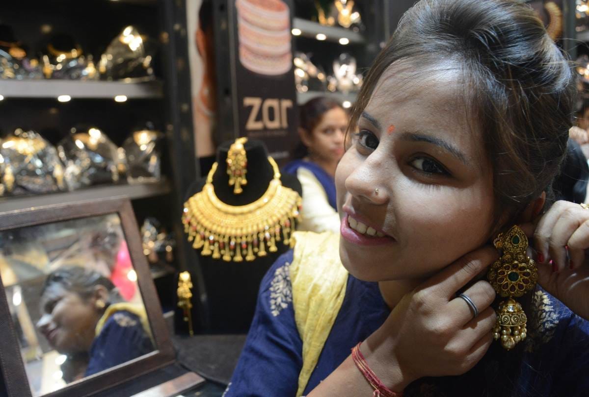 21 crore rupees shopping on akshaya tritiya