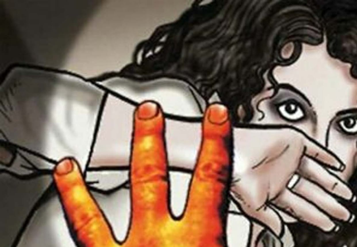 case of tampering with girl in kanpur