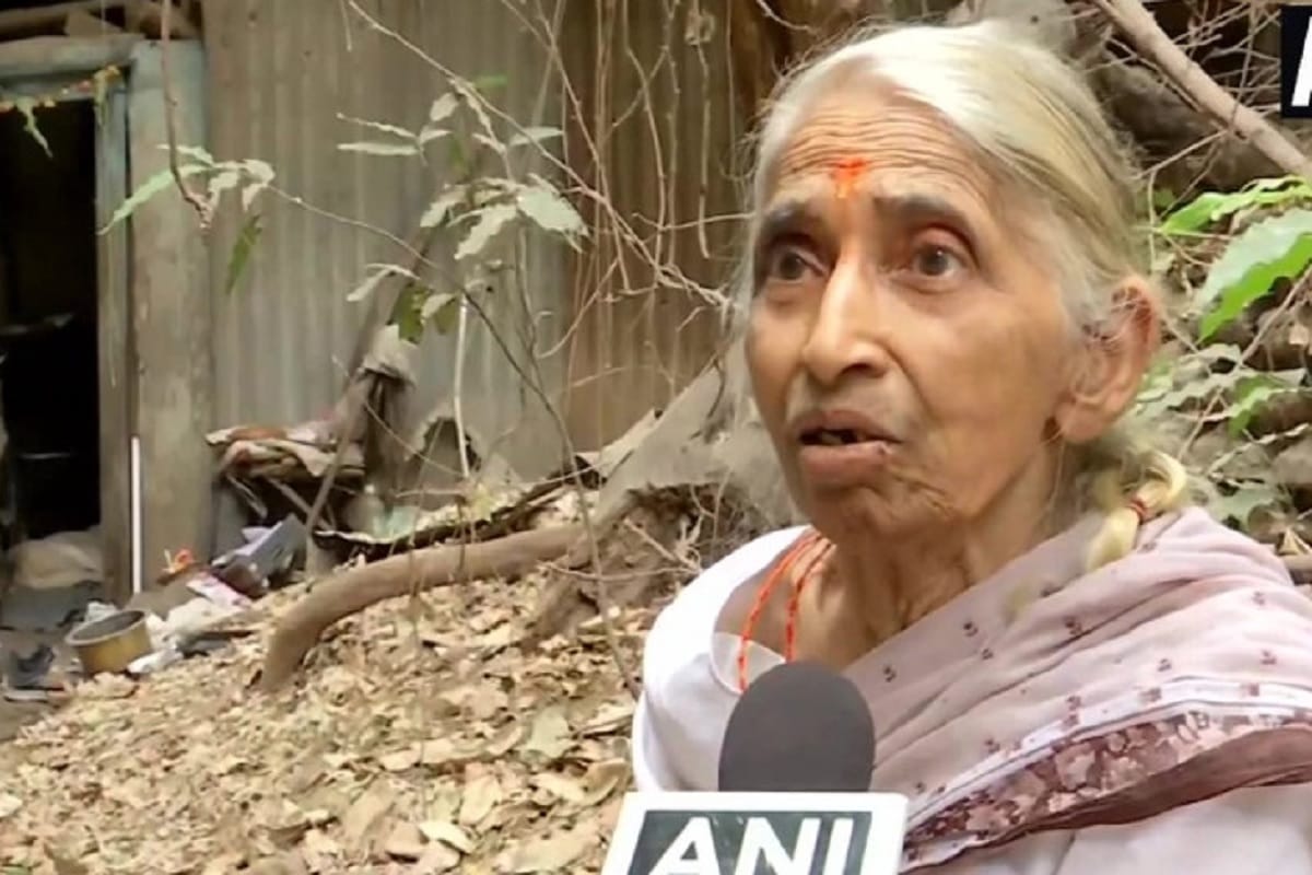 Story of Dr Hema Sane from Pune who has lived her whole life without electricity