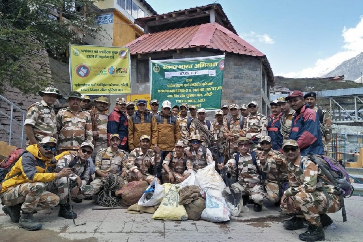 ITBP cleared way of Badrinath Yatra before opening of gates