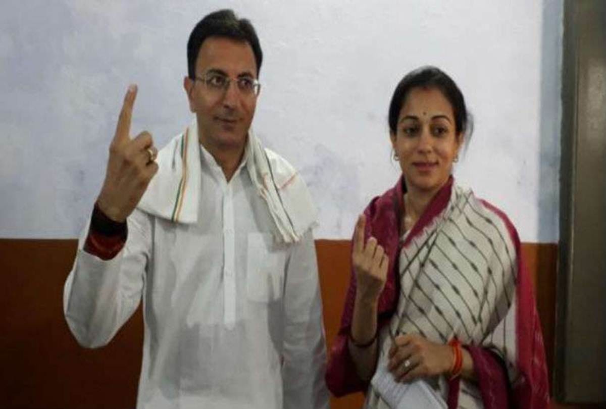 lok sabha elections 2019 these leaders wives fond of fire weapons