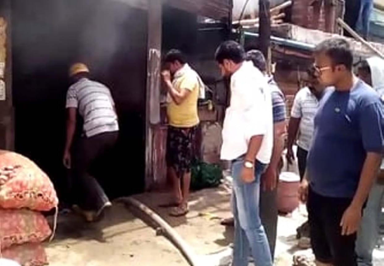 Fire in godown in Kanpur