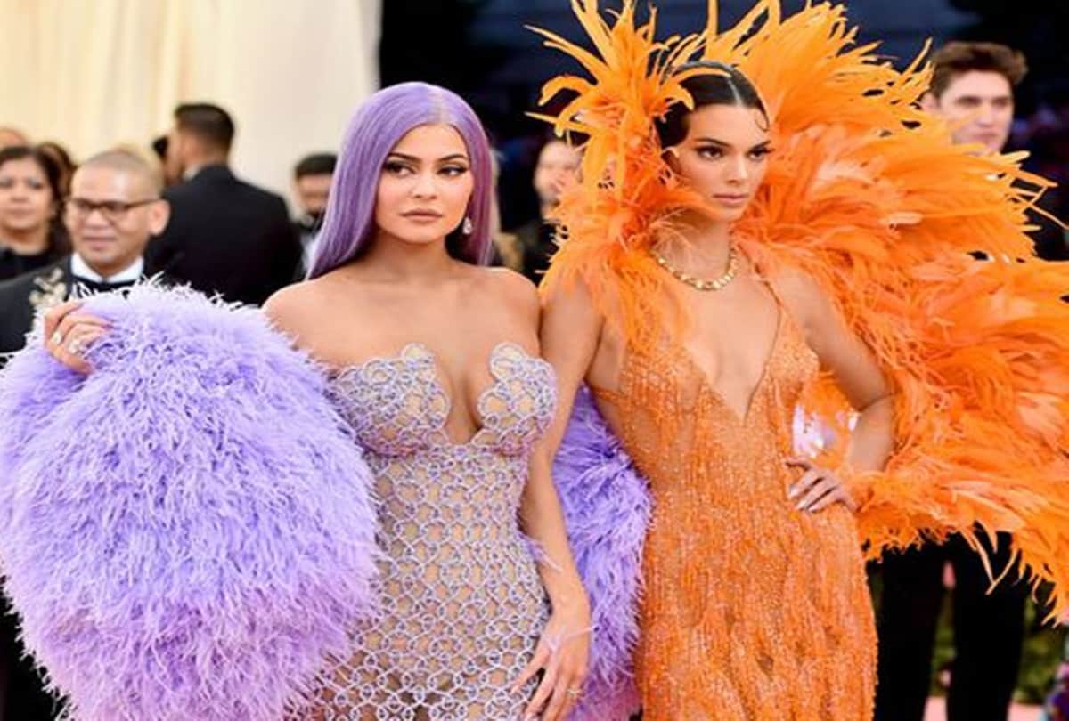 janhvi kapoor gucci brand ugly dad sneakers are too expensive