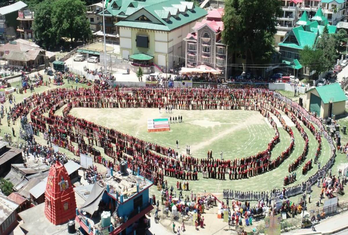 five thousand women traditional dance Nati in India book of records in Kullu Himachal Pradesh