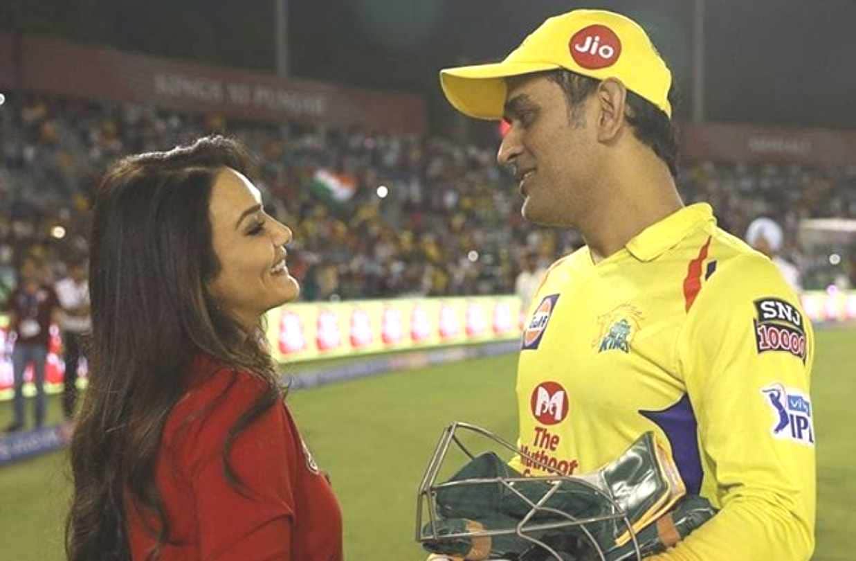 preity zinta threat to mahendra singh dhoni for kidnap his daughter ziva