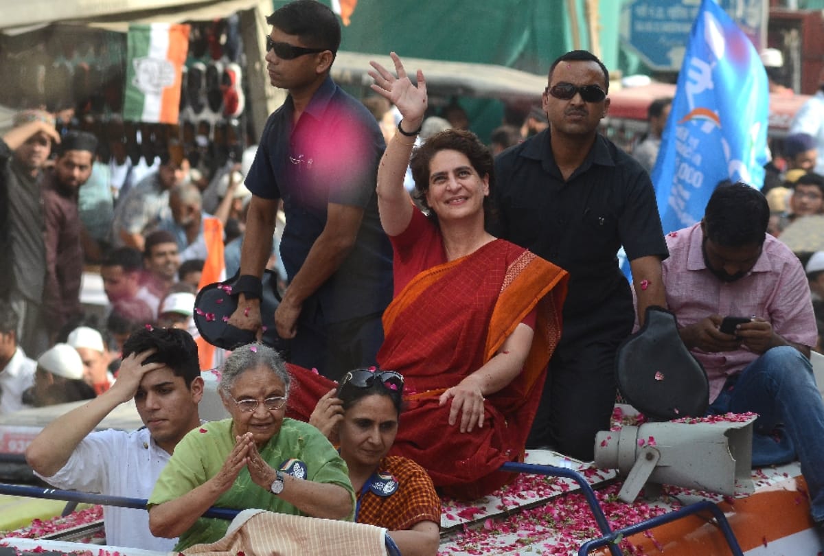 Lok sabha election 2019 priyanka gandhi vadra roadshow in delhi