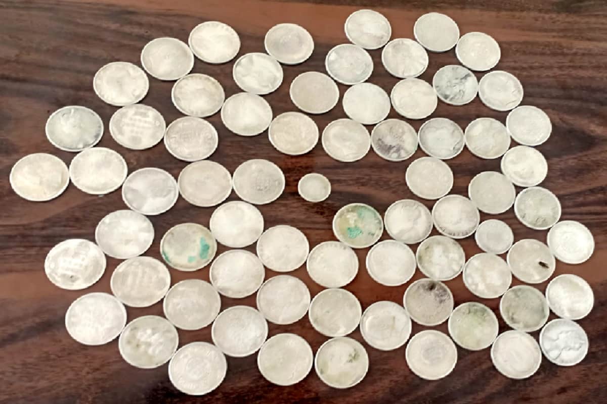 70 silver coins of British period were recovered in a farmer's home in Bijnor
