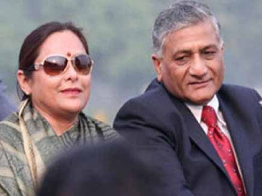 lok sabha elections 2019 these leaders wives fond of fire weapons