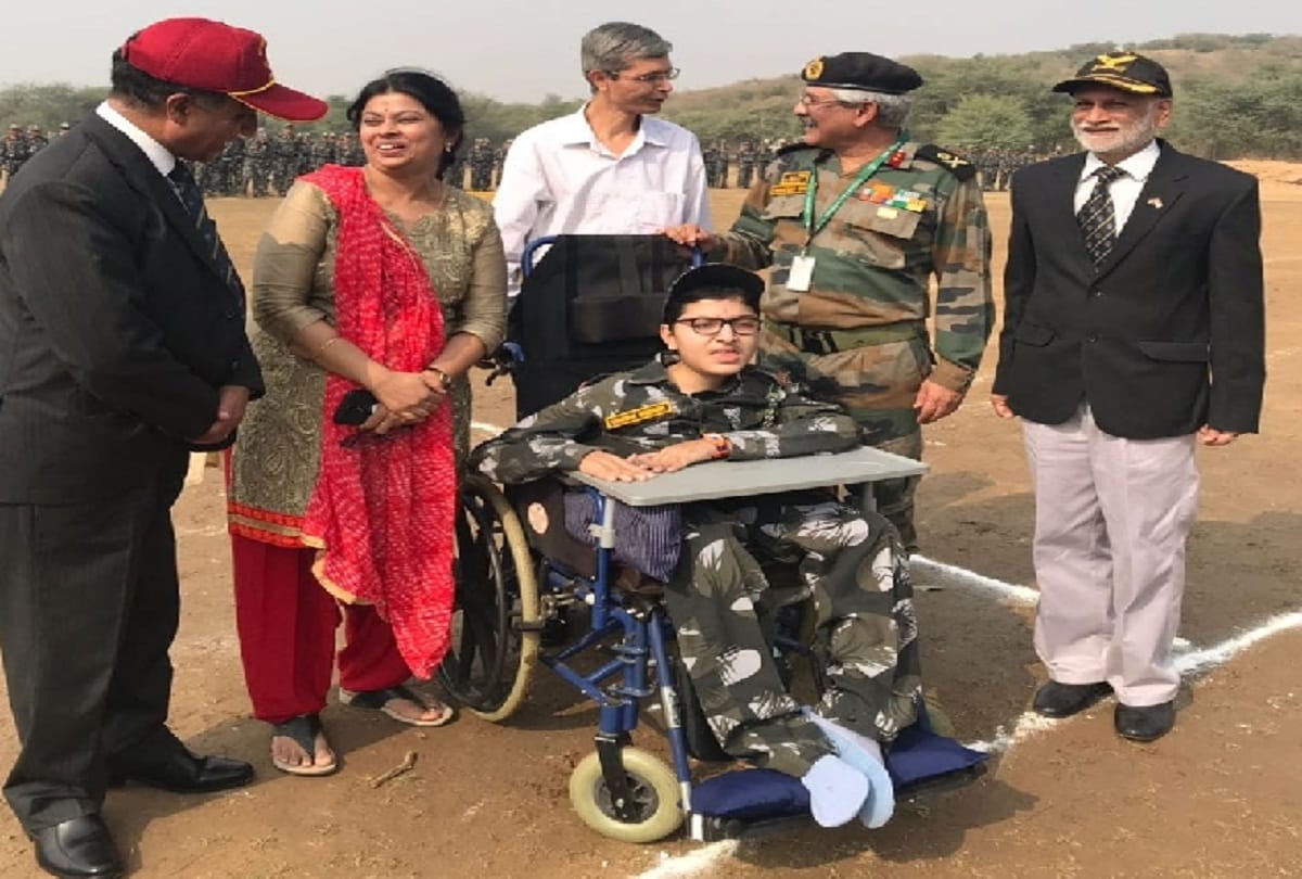 Vinayak sridhar Genius Student of Noida Death due to suffering from Muscular Dystrophy