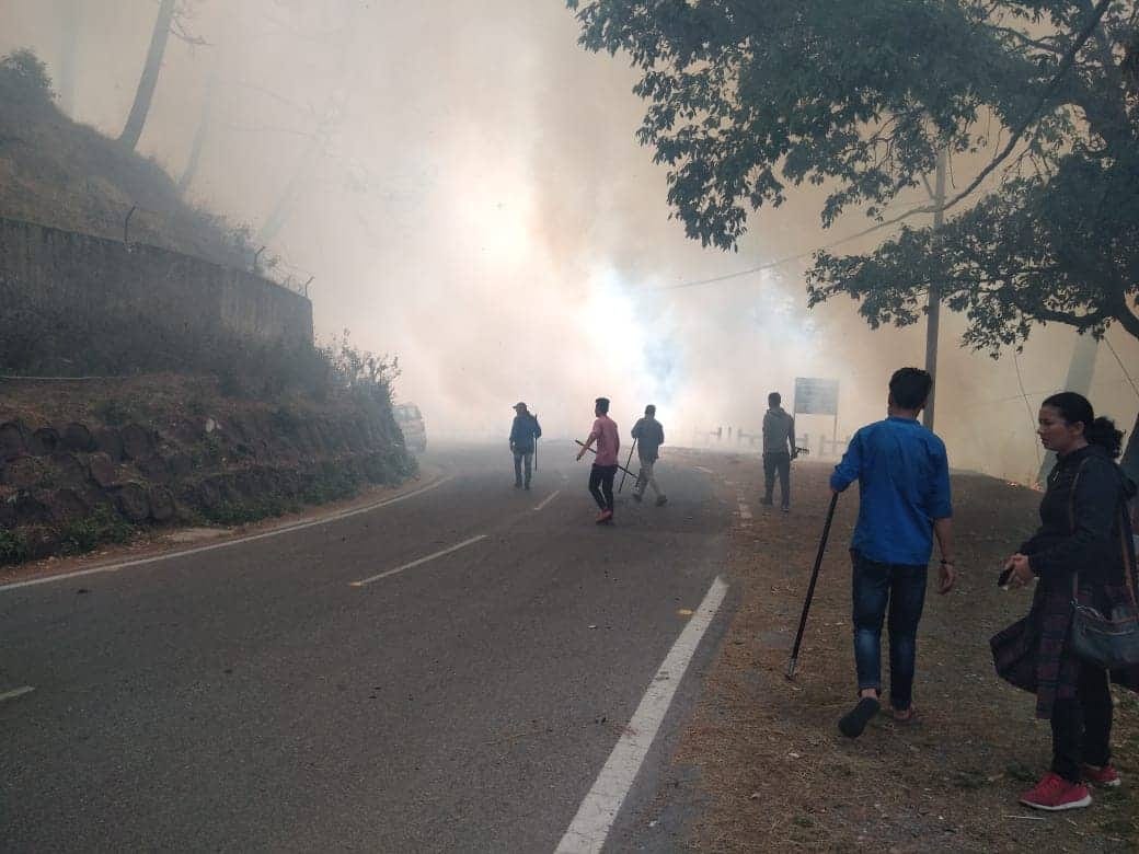big fire in nainital forest photos
