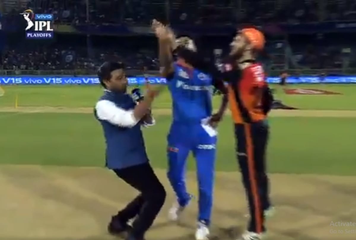 Video: DC captain Shreyas Iyer bizarre Toss Against SRH in front of Sanjay Manjrekar