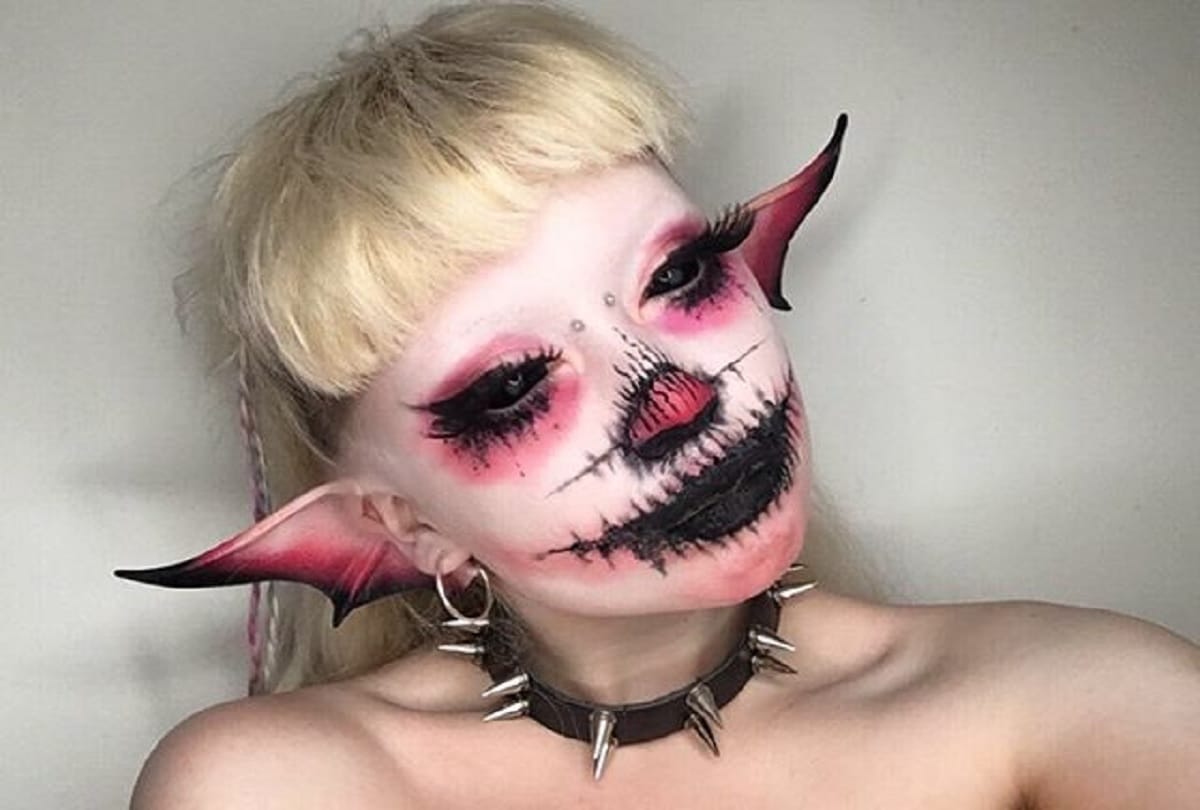 i am a genderless monsters non binary londoner loves dressing up as an alien