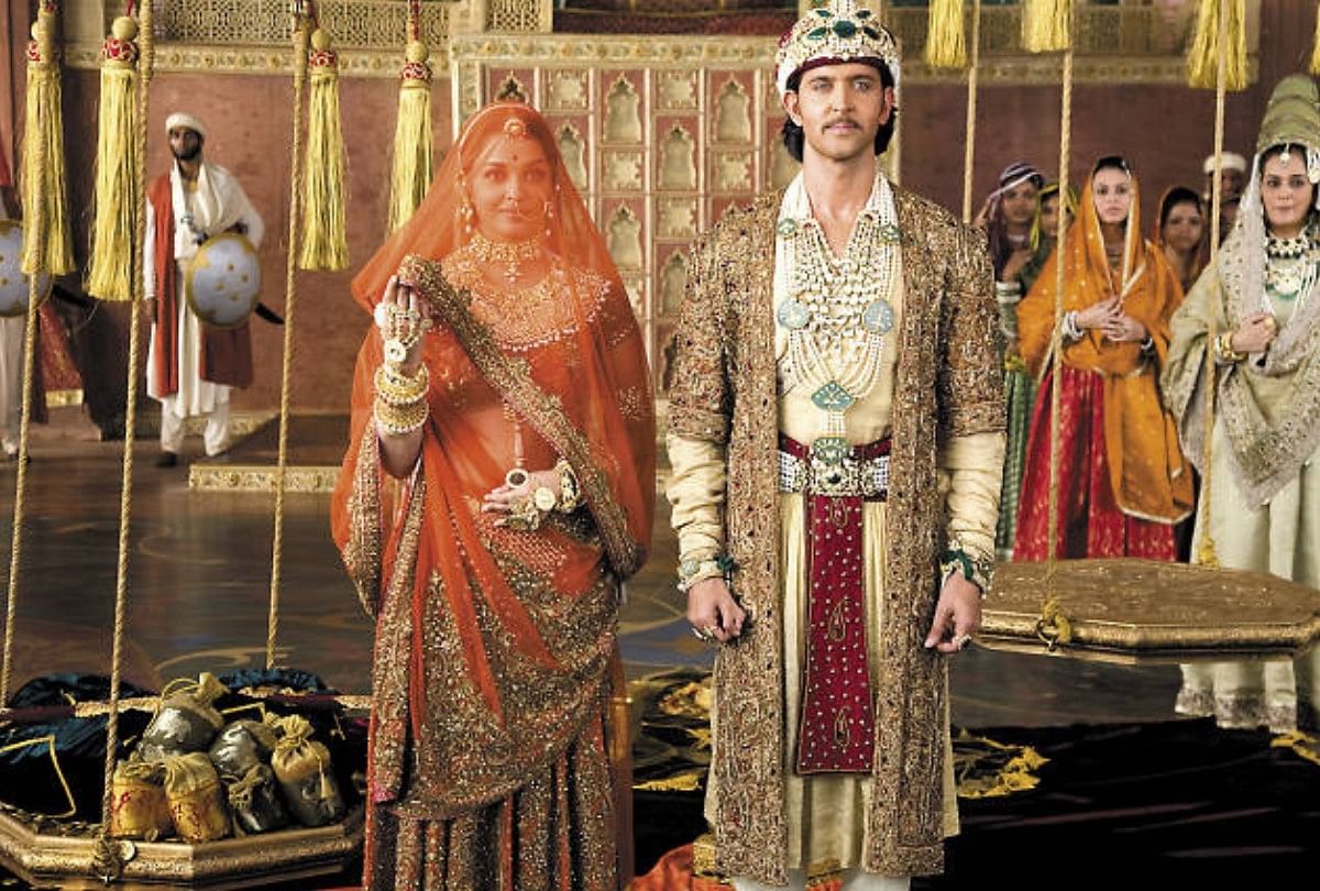 For Akshay Kumar's Samrat Prithviraj, as many as 50,000 costumes and 500  turbans were created! | Filmfare.com