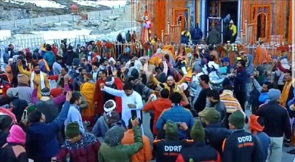 kedarnath dham door open devotee dance on dhol exclusive photos