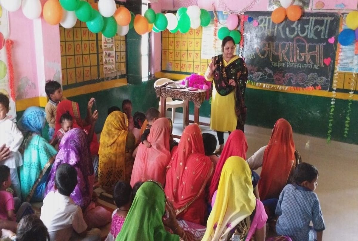 Aparajita 100 Million Smiles honors to the mothers in school mathura