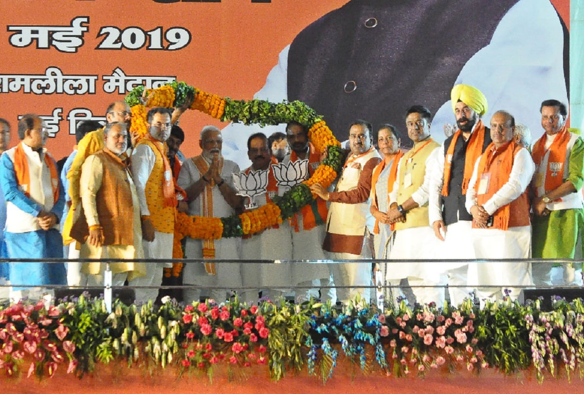Lok Sabha Chunav 2019: PM Modi Attack on opposition parties in Ramlila maidan delhi
