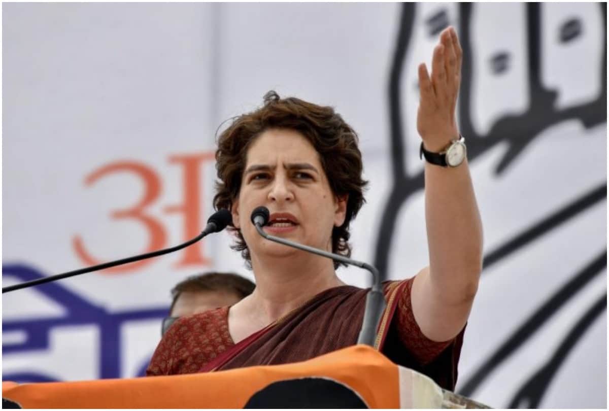 Priyanka Gandhi attacked central government on Economic Slowdown