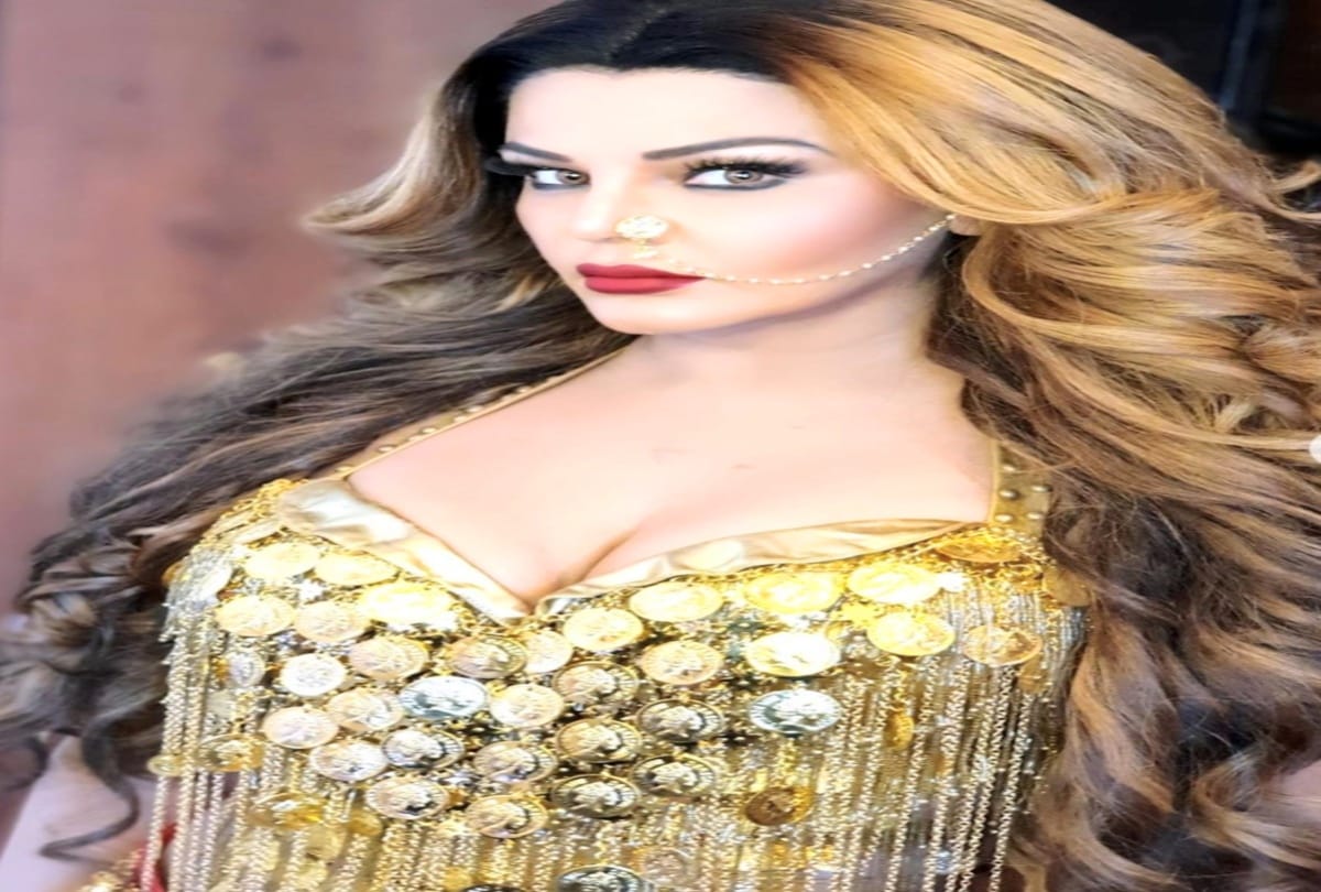 actress rakhi sawant statement over politics