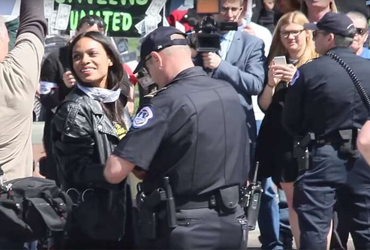 Happy Birthday Rosario Dawson Here are her Hottest look on her birthday