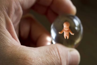 13 women die every day from unprotected abortion, what said Indian abortion law