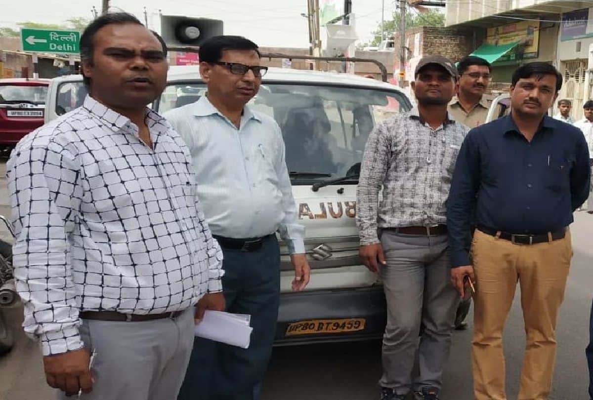 Over 1500 Ambulances Running Against Standard In City Of Tajmahal