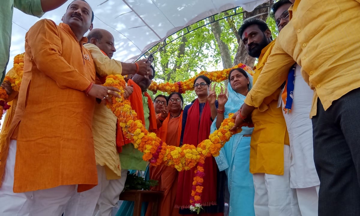 Lok sabha election 2019 anupriya patel and sadhvi nirajan rally in jaunpur