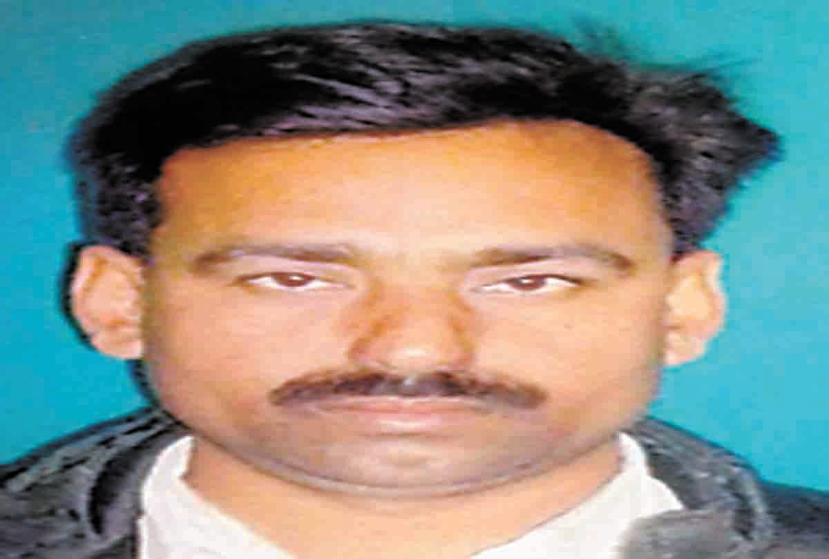 Pratapgarh: Fire after collision in bullet and scarpio, burnt alive vendor