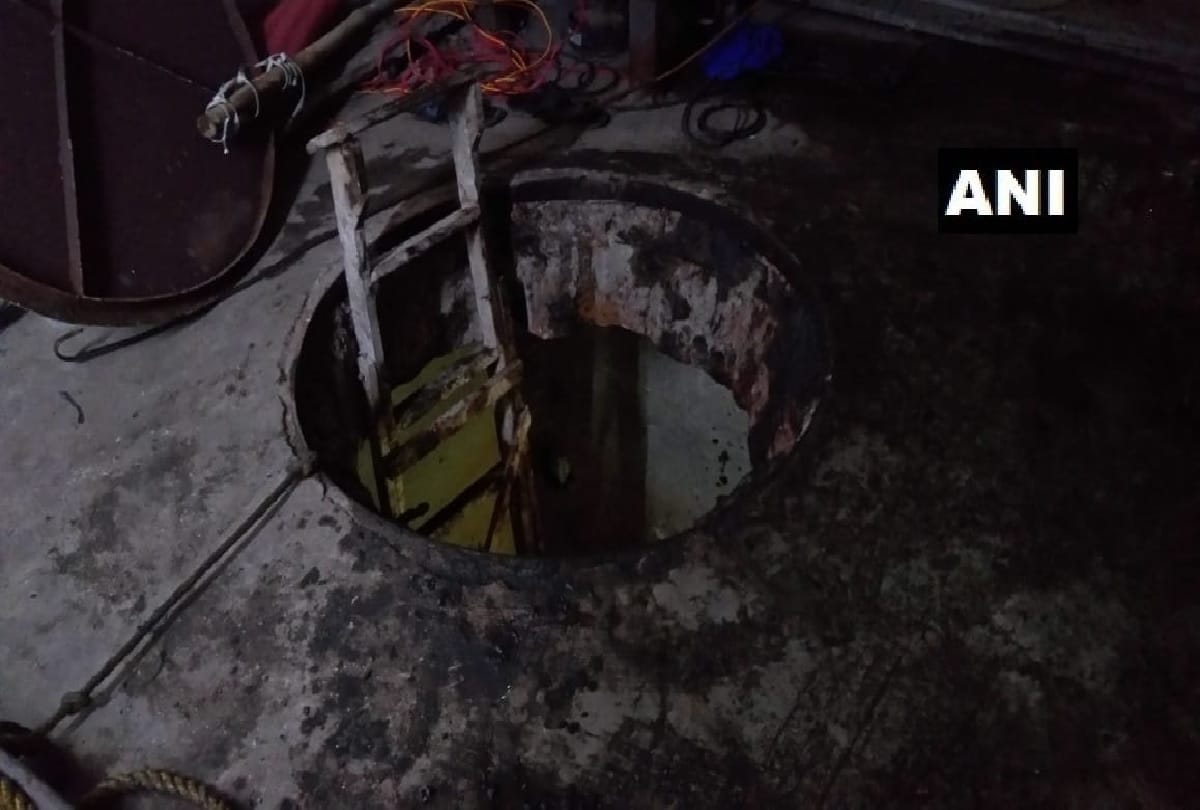 3 people die in stuck a deep Sewage Treatment Plant at Pride Presidency Luxuria in Dhokali Thane