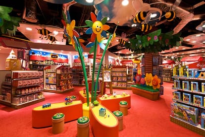 Mukesh Ambani: Reliance purchased oldest company of toys Hamleys
