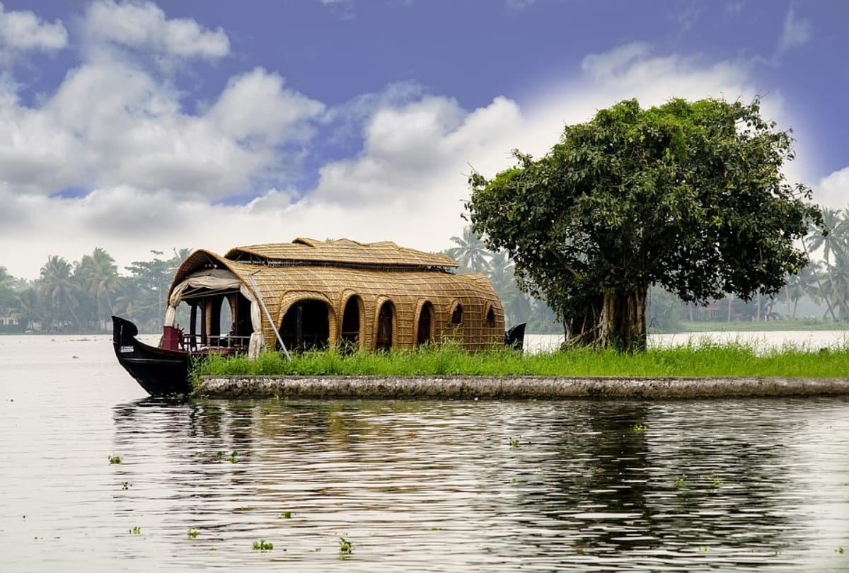 plan a trip to visit India most beautiful village summer 2019
