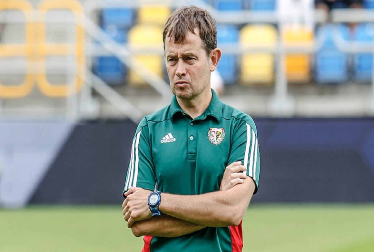 mohun bagan sign spanish kibu vicuna as their new headcoach