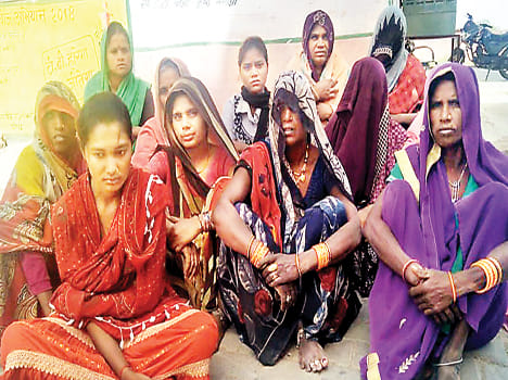 premee ne mahila ko golee se udaaya