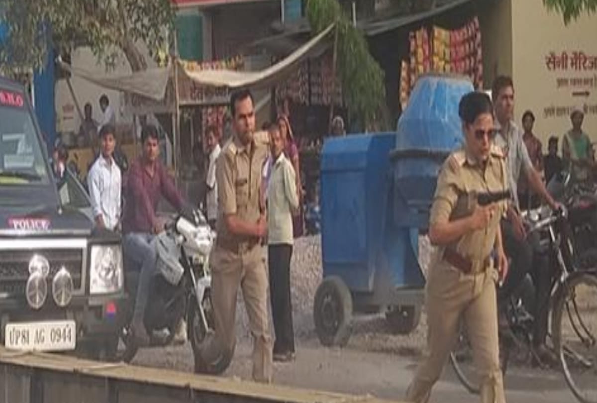 lady singham caught miscreants in film style at aligarh see Photos
