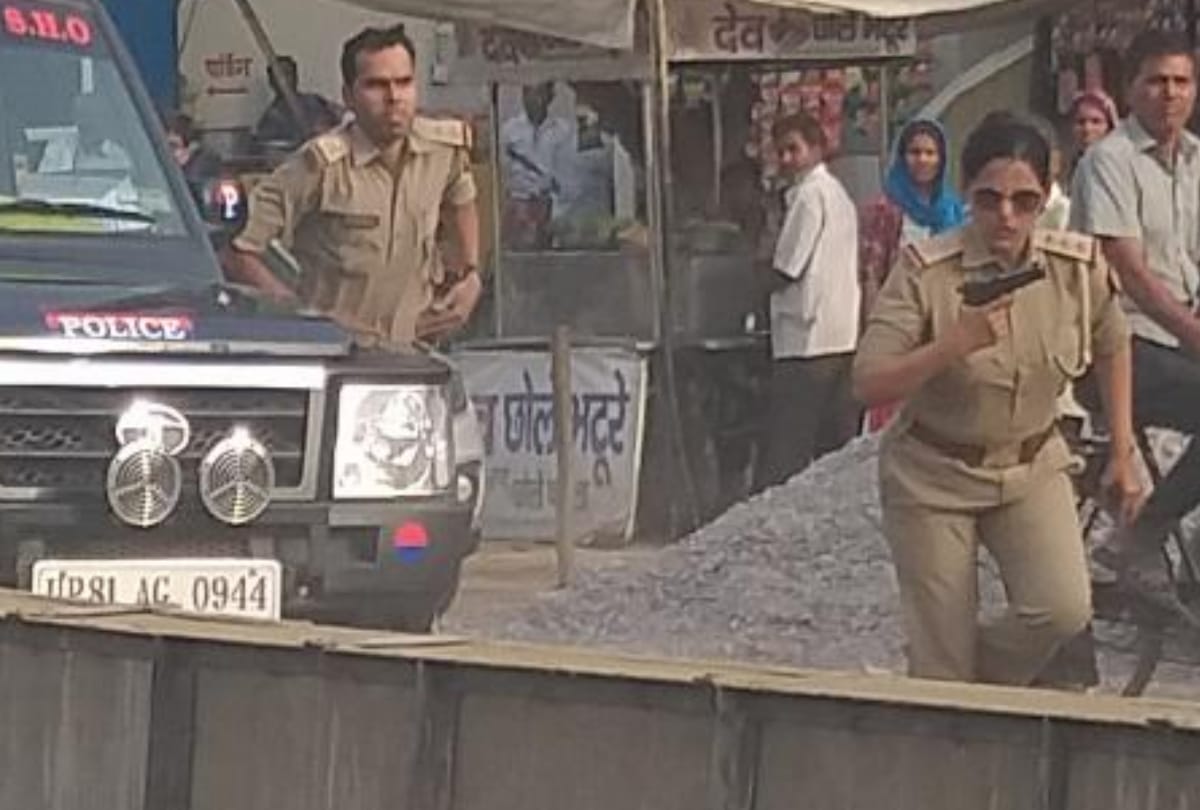 lady singham caught miscreants in film style at aligarh see Photos