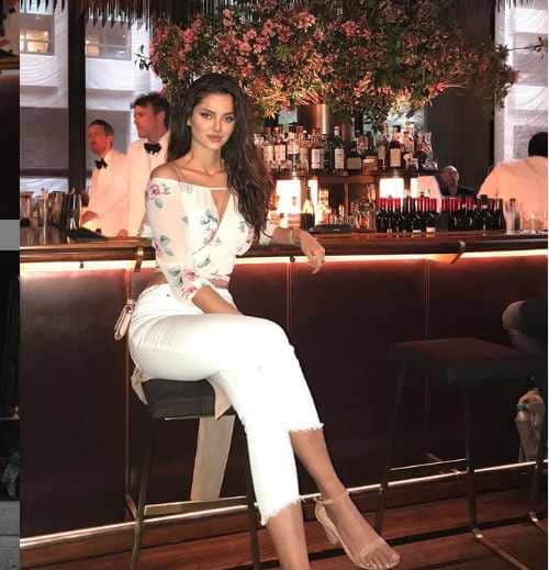 aishwarya rai bachchan doppelganger a irani model mahlagha jaberi photo viral
