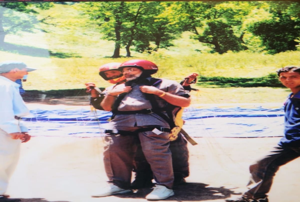 lok sabha election 2019: PM Modi did Paragliding in manali till becoming cm of Gujarat since 1997
