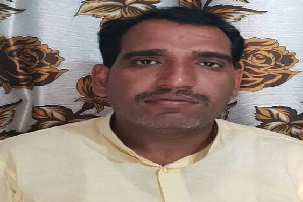The chairman of the Farmer Service Co operative Society shot dead in Saharanpur