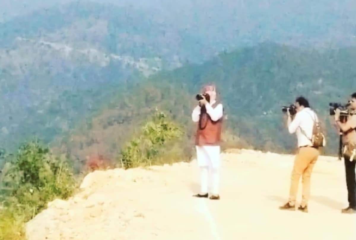 lok sabha election 2019: rahul gandhi met children's and pm modi took pictures